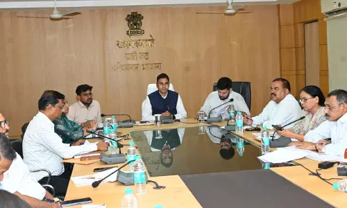 कलेक्टर ने सप्ताहभर मे स्वीकृति के प्रस्ताव तैयार के दिये निर्देश