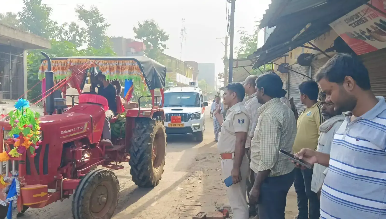 बालू के अवैध कारोबार पर कार्रवाई, दो ट्रैक्टर जब्त