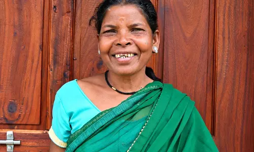 कच्चे घर से पक्के आशियाने तक पीएम जनमन योजना ने नंदबाई बैगा के जीवन में लाई नई खुशियां