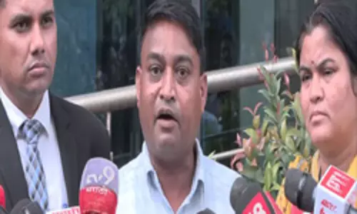 IIT बॉम्बे छात्र की मौत पर परिवार ने मांगा इंसाफ IIT बॉम्बे छात्र की मौत पर परिवार ने मांगा इंसाफ