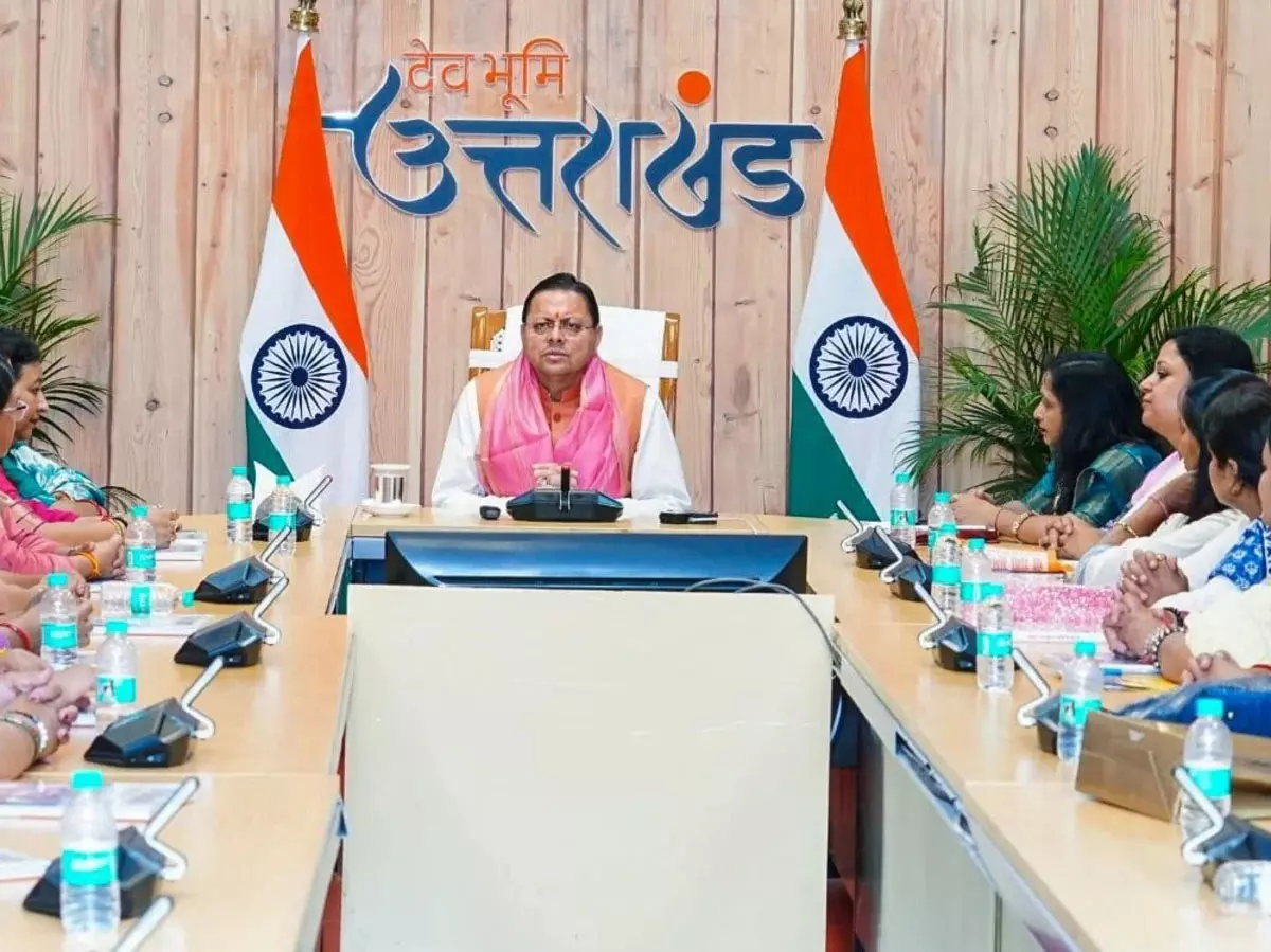 दूषित पानी से बीमारी फैलने पर बड़ी कार्रवाई छह इंजीनियर निलंबित दूषित पानी से बीमारी फैलने पर बड़ी कार्रवाई छह इंजीनियर निलंबित