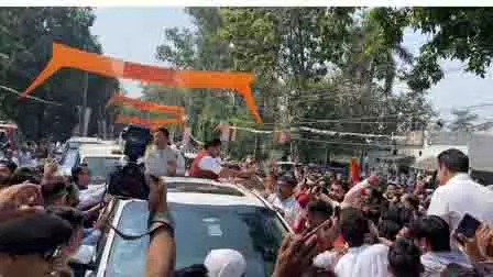 सहारनपुर पहुंचे नितिन नवीन, 2027 की तैयारियों के बीच भाजपा कार्यकर्ताओं ने किया भव्य स्वागत सहारनपुर पहुंचे नितिन नवीन, 2027 की तैयारियों के बीच भाजपा कार्यकर्ताओं ने किया भव्य स्वागत