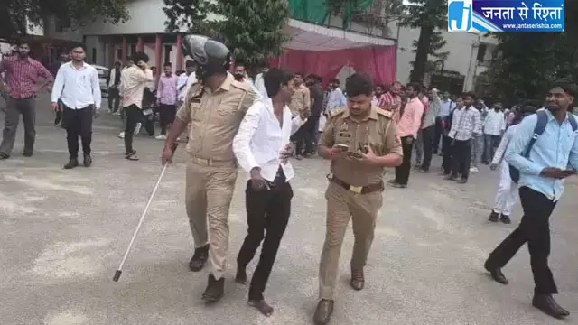 कॉलेज में हंगामा छात्र नेता हिरासत में कॉलेज में हंगामा छात्र नेता हिरासत में