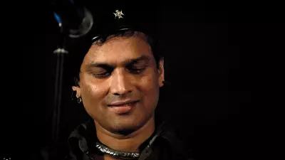 जुबीन गर्ग सिर्फ गायक नहीं एक बुलंद आवाज जुबीन गर्ग सिर्फ गायक नहीं एक बुलंद आवाज