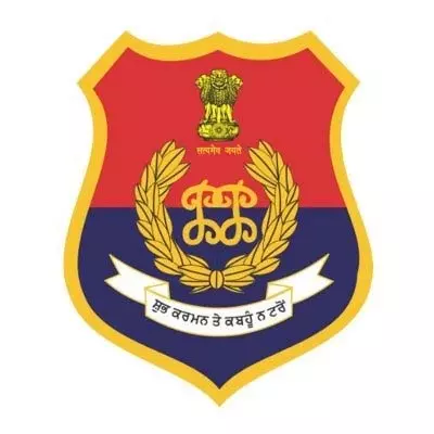 पंजाब पुलिस ने सोशल मीडिया पर वायरल एडवाइजरी को फर्जी बताया, कहा-कोई निर्देश जारी नहीं किया पंजाब पुलिस ने सोशल मीडिया पर वायरल एडवाइजरी को फर्जी बताया, कहा-कोई निर्देश जारी नहीं किया
