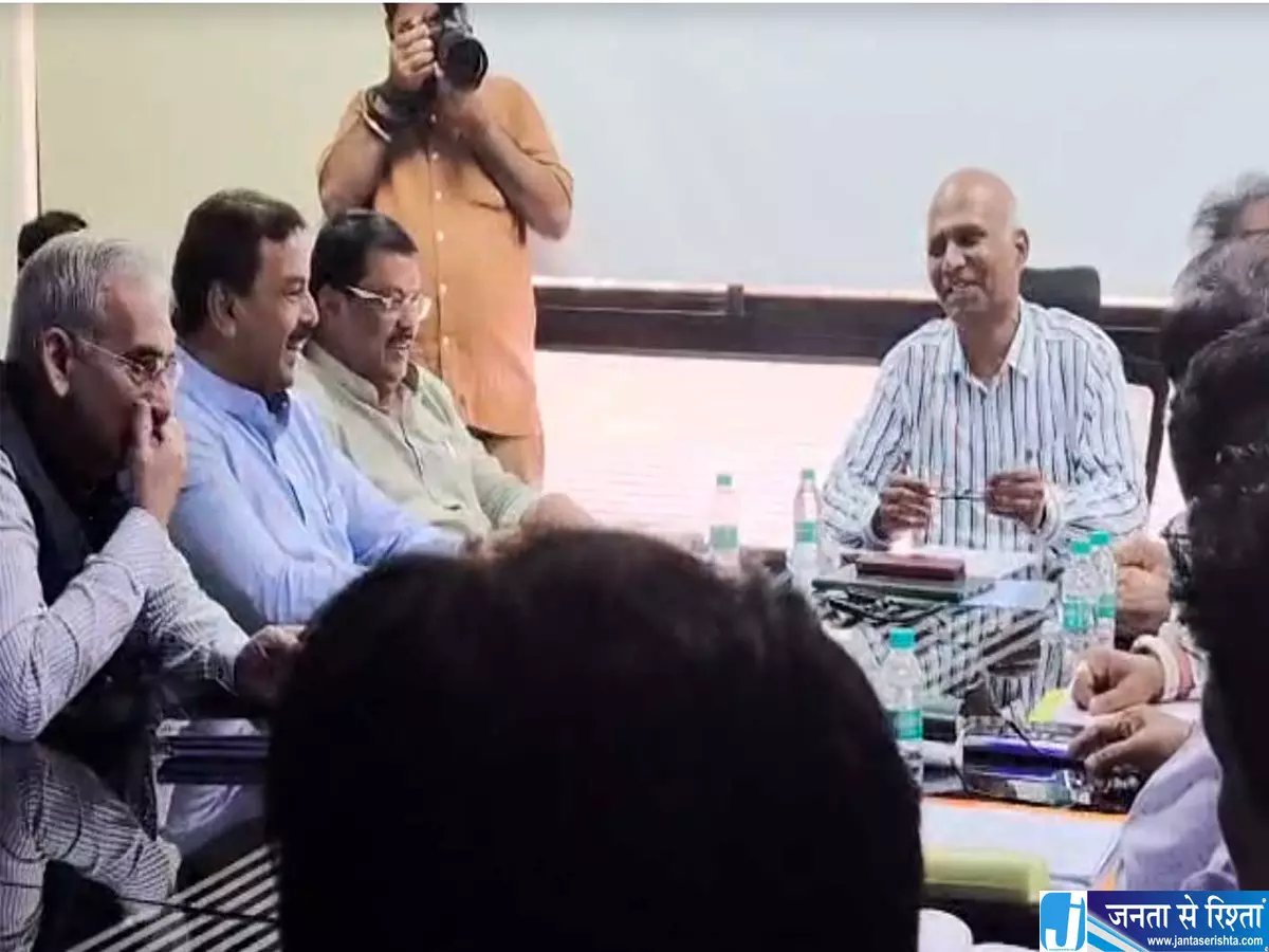 महाराष्ट्र में SIR पर कांग्रेस ने उठाए सवाल महाराष्ट्र में SIR पर कांग्रेस ने उठाए सवाल