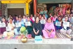 मणिपुर: रिहा हुए सात कुकी ग्रामीणों की फिर से गिरफ्तारी की मांग मणिपुर: रिहा हुए सात कुकी ग्रामीणों की फिर से गिरफ्तारी की मांग