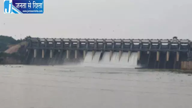 बाणसागर बांध के छह गेट दूसरे दिन भी खुले सोन नदी में छोड़ा जा रहा 804 क्यूमेक्स पानी बाणसागर बांध के छह गेट दूसरे दिन भी खुले सोन नदी में छोड़ा जा रहा 804 क्यूमेक्स पानी