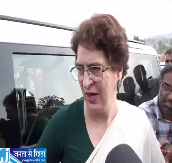 वायनाड पुनर्वास परियोजना का प्रियंका गांधी ने लिया जायजा वायनाड पुनर्वास परियोजना का प्रियंका गांधी ने लिया जायजा