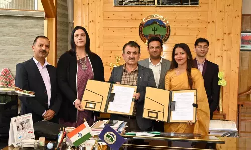हिमाचल प्रदेश विश्वविद्यालय छात्रों को तकनीक-प्रेमी बनाएगा हिमाचल प्रदेश विश्वविद्यालय छात्रों को तकनीक-प्रेमी बनाएगा