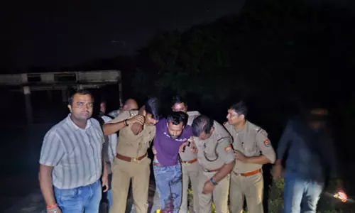 मुठभेड़ के बाद तीन गौ तस्कर गिरफ्तार मुठभेड़ के बाद तीन गौ तस्कर गिरफ्तार