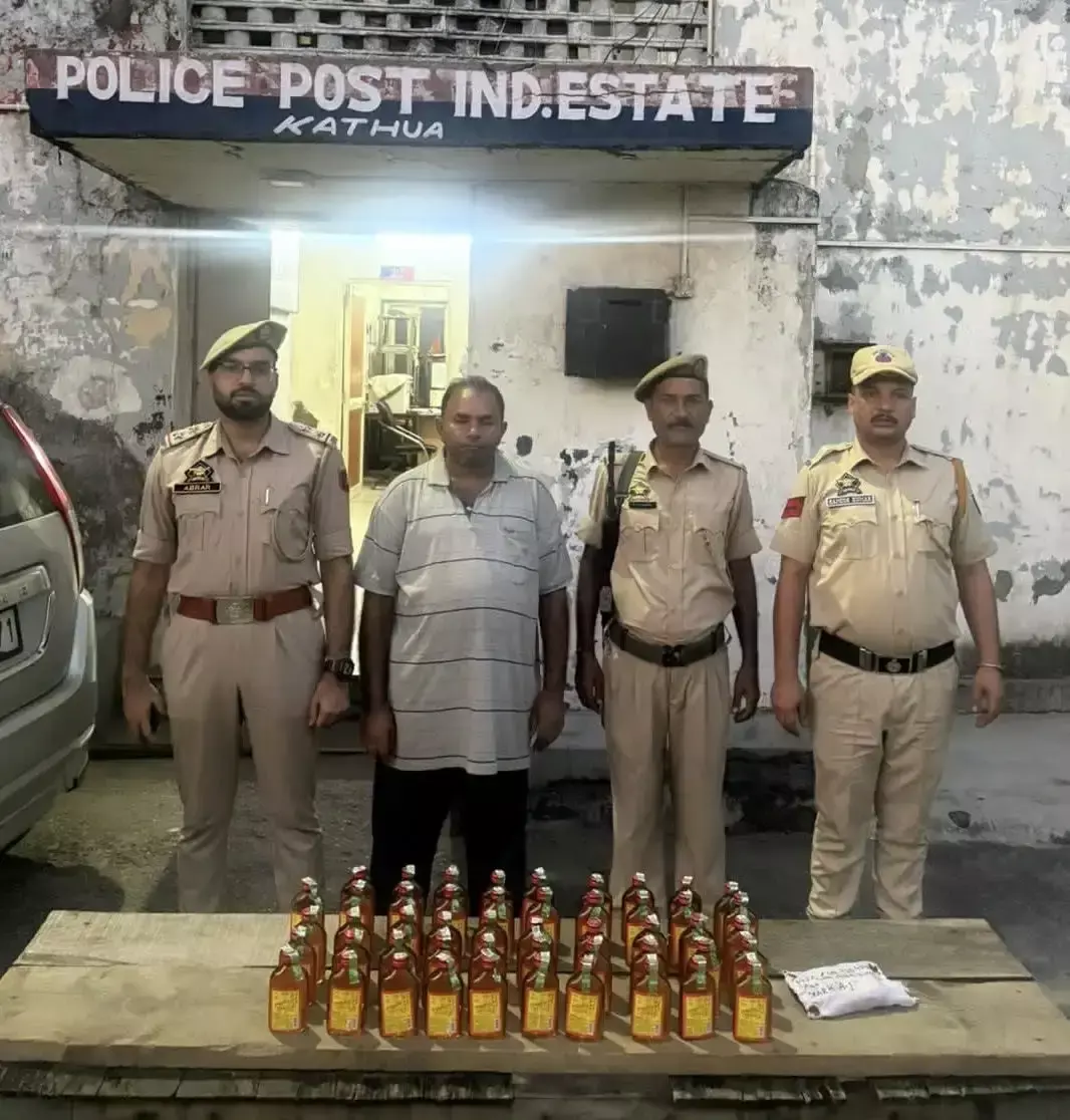 हटली रोड से अवैध शराब के साथ एक आरोपी गिरफ्तार