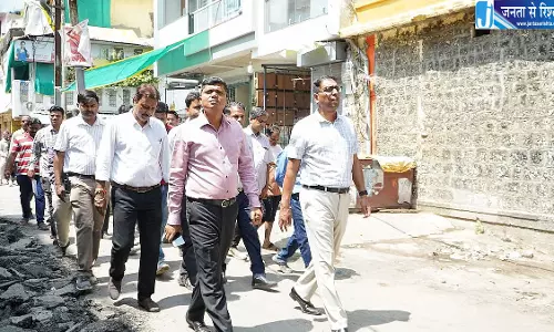 सिंहस्थ 2028 से पहले सड़क चौड़ीकरण में तेजी, कमिश्नर-कलेक्टर ने किया प्रमुख मार्गों का निरीक्षण