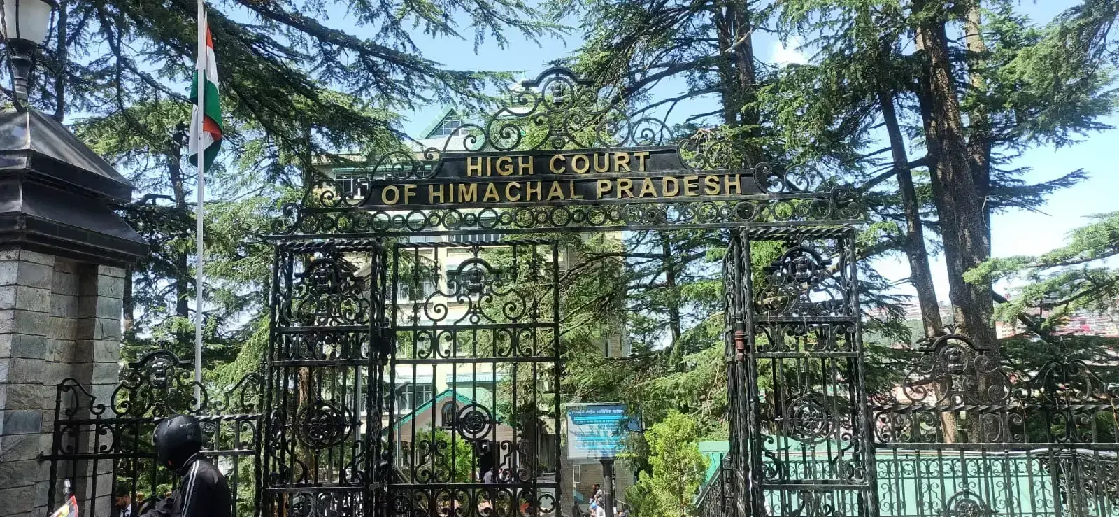 बार काउंसिल में दो महिला अधिवक्ताओं को मिली सदस्यता बार काउंसिल में दो महिला अधिवक्ताओं को मिली सदस्यता