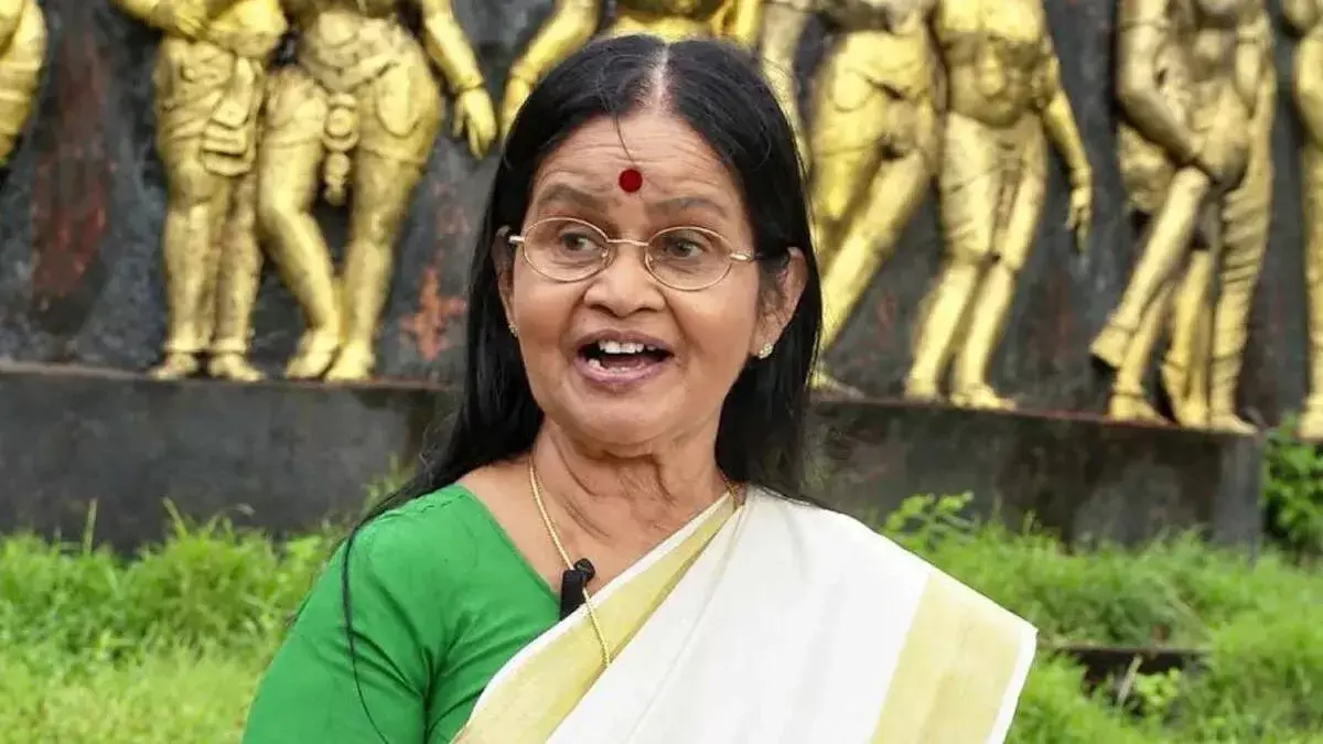अभिनेत्री सवित्री श्रीधरन के निधन से फिल्म जगत में शोक अभिनेत्री सवित्री श्रीधरन के निधन से फिल्म जगत में शोक