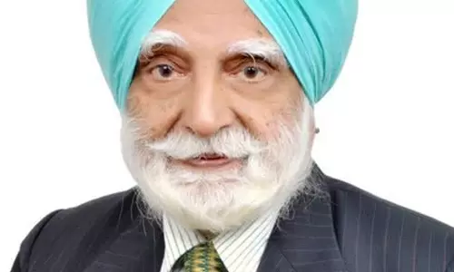 जीएनडीयू ने पूर्व डीसी, लेखक गुरदेव सिंह बराड़ को श्रद्धांजलि अर्पित की जीएनडीयू ने पूर्व डीसी, लेखक गुरदेव सिंह बराड़ को श्रद्धांजलि अर्पित की
