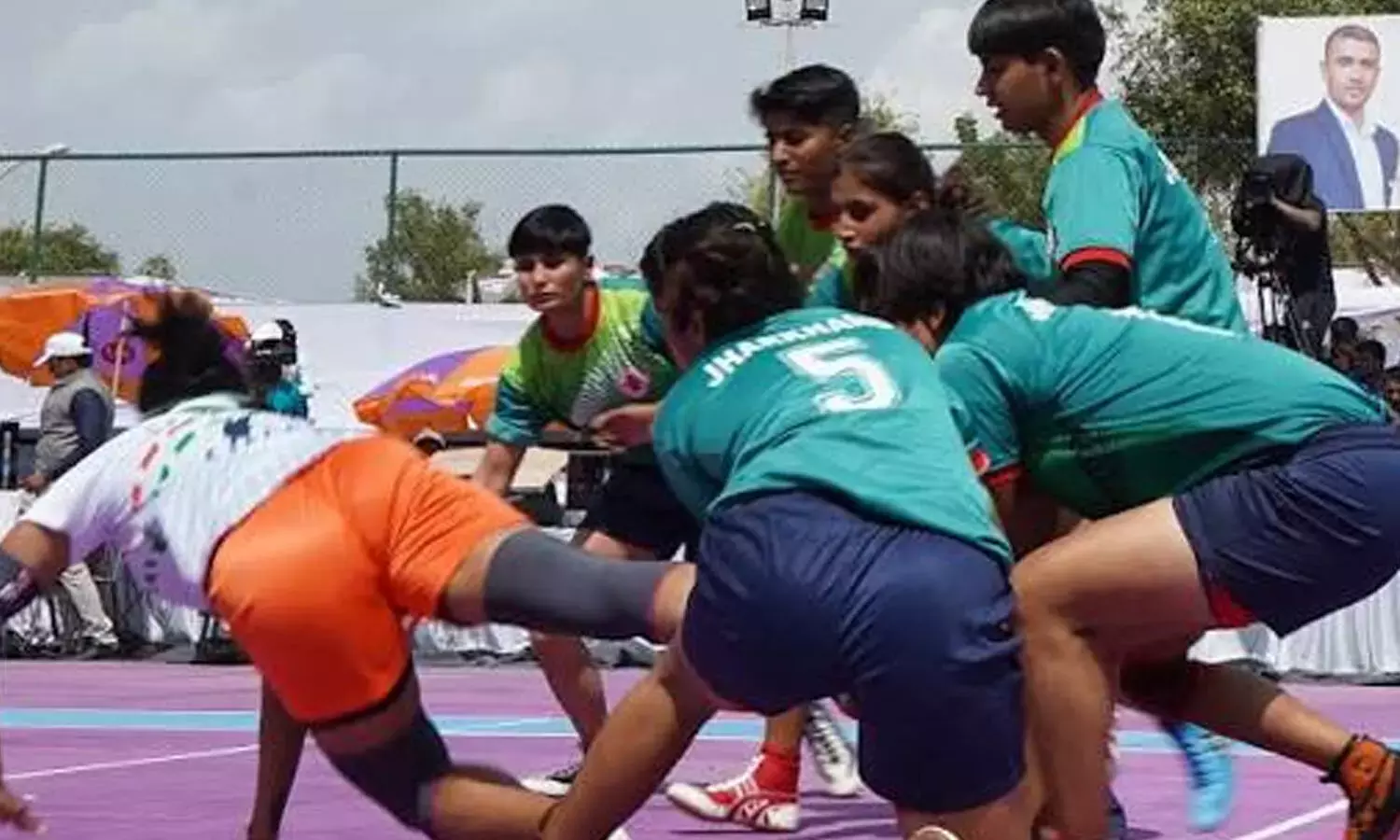Andhra: कबड्डी एसोसिएशन ने खिलाड़ियों पर हमले की निंदा की Andhra: कबड्डी एसोसिएशन ने खिलाड़ियों पर हमले की निंदा की