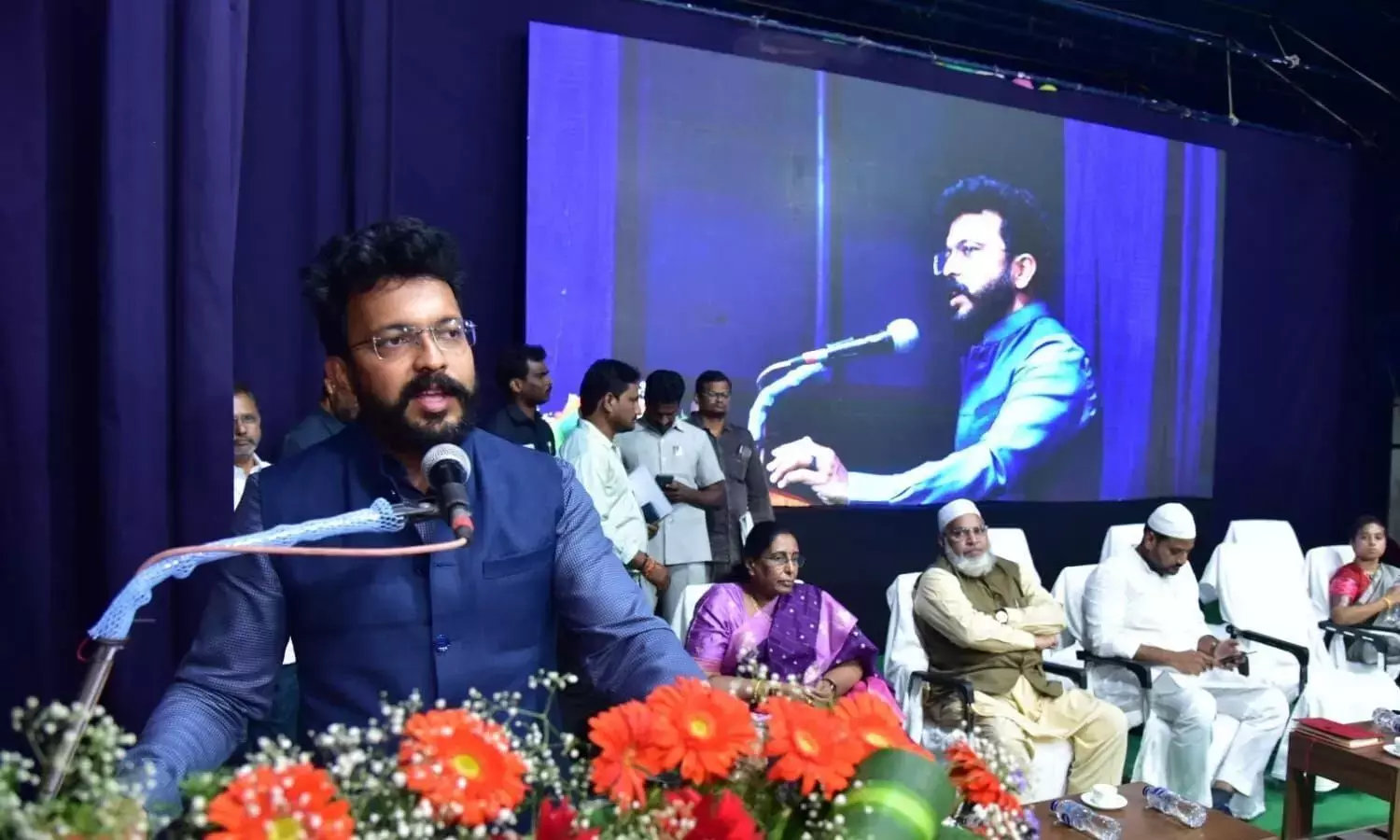 Andhra: 527 करोड़ रुपये के कार्यों का शिलान्यास Andhra: 527 करोड़ रुपये के कार्यों का शिलान्यास