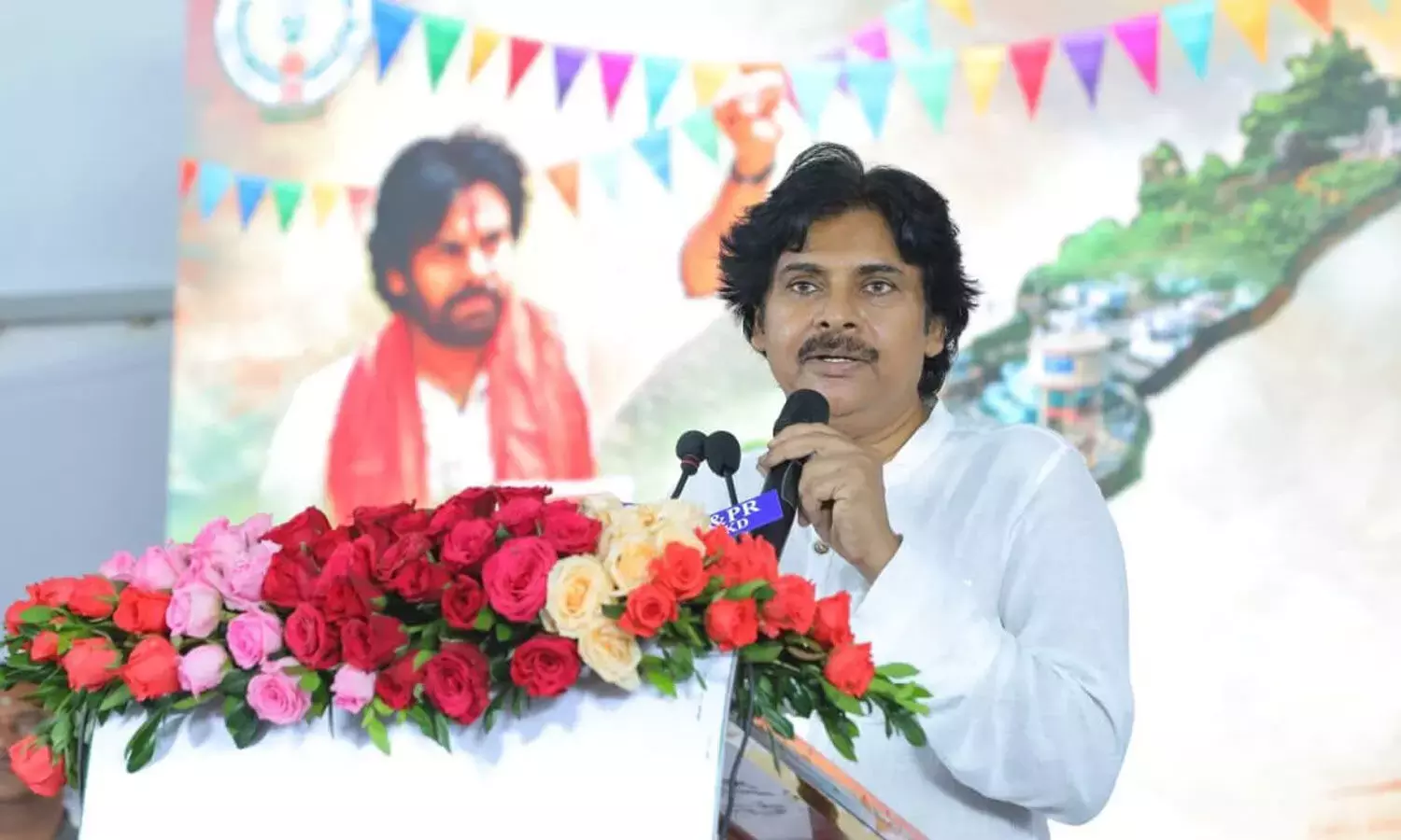 Andhra: पीथापुरम के लिए 1,500 करोड़ रुपये का विकास प्रोत्साहन Andhra: पीथापुरम के लिए 1,500 करोड़ रुपये का विकास प्रोत्साहन