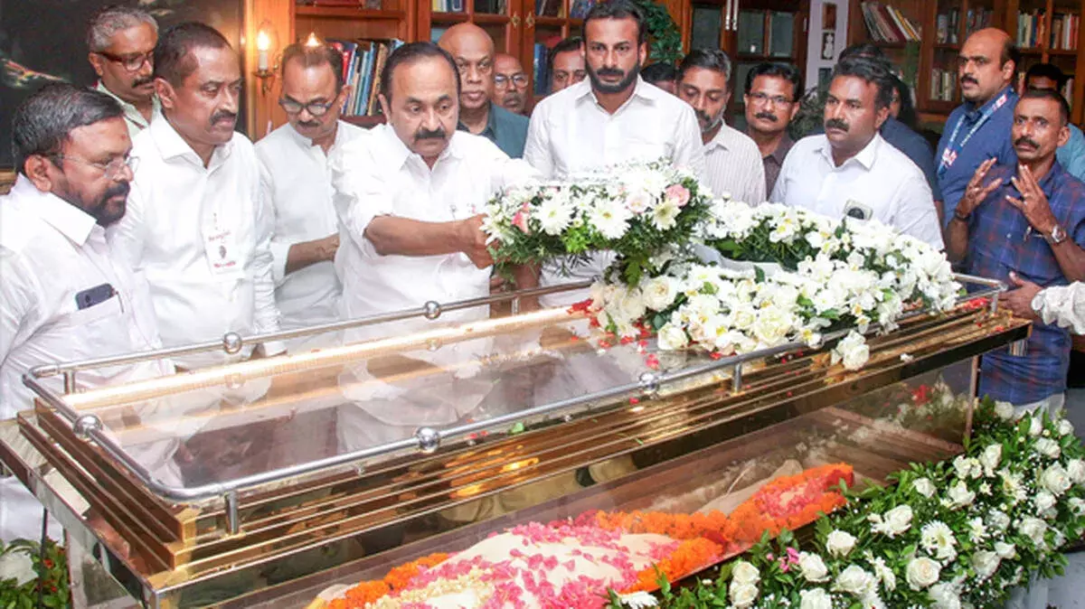 डॉ. जी. विजयराघवन का निधन, राजकीय सम्मान से अंतिम विदाई