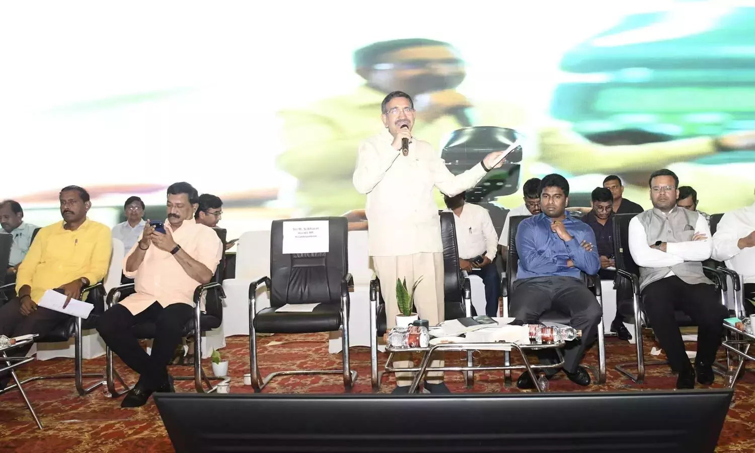 Andhra: सीएम ने विजाग में 3,900 करोड़ रुपये की परियोजनाओं की नींव रखी
