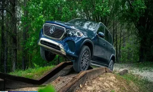 सड़क हो या पहाड़ Mercedes-Benz की नई SUV दिखाएगी अपना दम सड़क हो या पहाड़ Mercedes-Benz की नई SUV दिखाएगी अपना दम