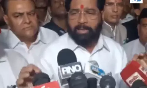 फसल नुकसान का जायजा लेने बुलढाणा पहुंचे एकनाथ शिंदे किसानों को मदद का भरोसा फसल नुकसान का जायजा लेने बुलढाणा पहुंचे एकनाथ शिंदे किसानों को मदद का भरोसा