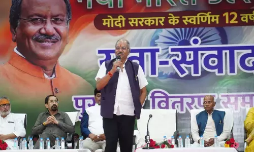 ‘नया भारत उत्सव’ में सांसद बृजमोहन अग्रवाल का ‘Gen Z’ से सीधा संवाद, युवाओं के सवालों के सहजता से दिए जवाब ‘नया भारत उत्सव’ में सांसद बृजमोहन अग्रवाल का ‘Gen Z’ से सीधा संवाद, युवाओं के सवालों के सहजता से दिए जवाब