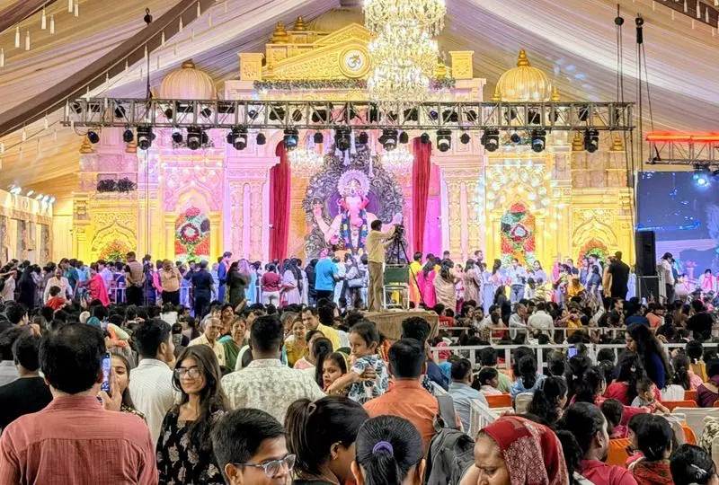 दिल्ली में मूर्तियों के लिए 110 संग्रह केंद्र दिल्ली में मूर्तियों के लिए 110 संग्रह केंद्र