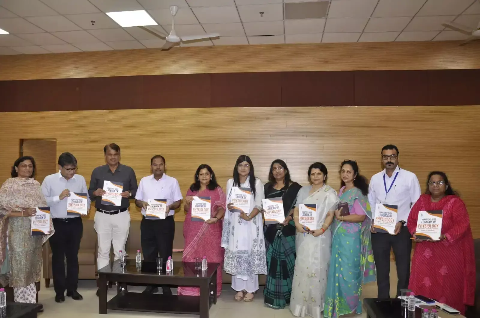 दवा के प्रतिकूल प्रभावों की रिपोर्टिंग पर जोर : गायत्री राठौड़ दवा के प्रतिकूल प्रभावों की रिपोर्टिंग पर जोर : गायत्री राठौड़