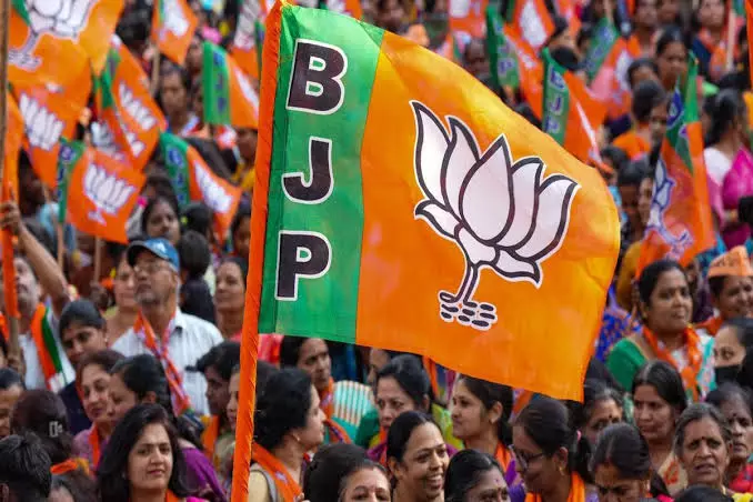 सबरीमाला यात्रा में 55 दिन बाकी, BJP ने तैयारियों में कमी का आरोप लगाया सबरीमाला यात्रा में 55 दिन बाकी, BJP ने तैयारियों में कमी का आरोप लगाया