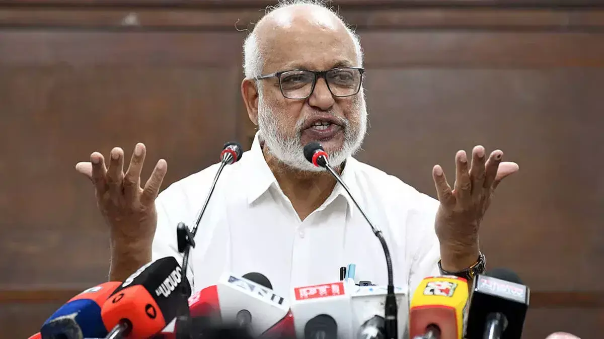 कांग्रेस-बीजेपी सांठगांठ: CPM बोली, किसी भी धमकी से नहीं झुकेंगे कांग्रेस-बीजेपी सांठगांठ: CPM बोली, किसी भी धमकी से नहीं झुकेंगे