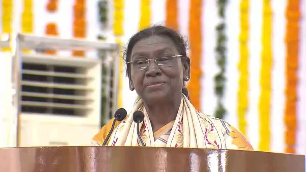 समाधान AI देगा, सवाल पूछना आपकी जिम्मेदारी: राष्ट्रपति मुर्मू समाधान AI देगा, सवाल पूछना आपकी जिम्मेदारी: राष्ट्रपति मुर्मू