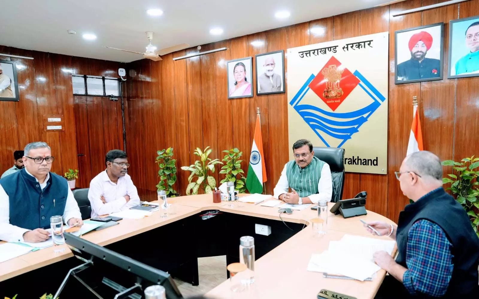 ज्योलिकोट, नैनीताल दूषित पेयजल प्रकरण पर मुख्य सचिव ने ली अधिकारियों के साथ बैठक ज्योलिकोट, नैनीताल दूषित पेयजल प्रकरण पर मुख्य सचिव ने ली अधिकारियों के साथ बैठक
