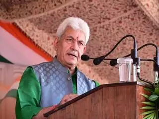 उपराज्यपाल ने महाराजा हरि सिंह की जयंती पर दी श्रद्धांजलि उपराज्यपाल ने महाराजा हरि सिंह की जयंती पर दी श्रद्धांजलि