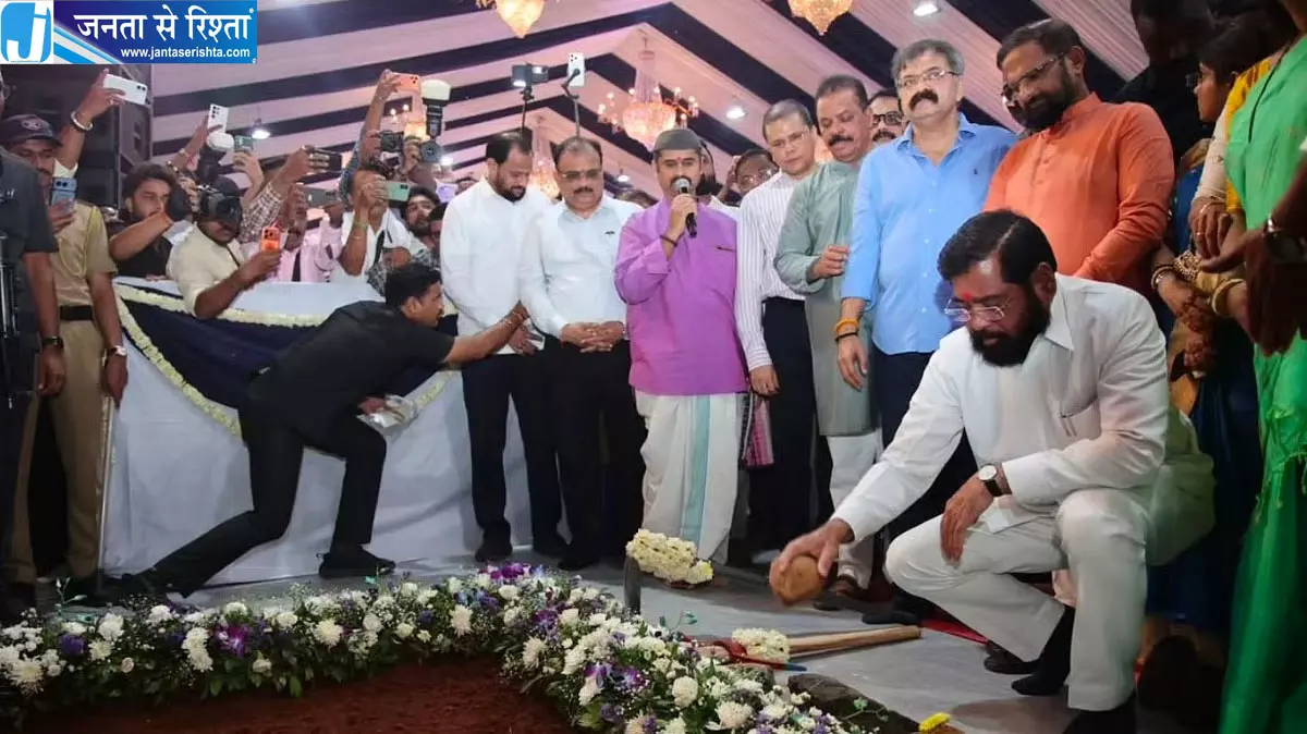 ठाणे में क्लस्टर पुनर्विकास परियोजना का भूमिपूजन 6 हजार परिवारों को मिलेंगे नए घर ठाणे में क्लस्टर पुनर्विकास परियोजना का भूमिपूजन 6 हजार परिवारों को मिलेंगे नए घर