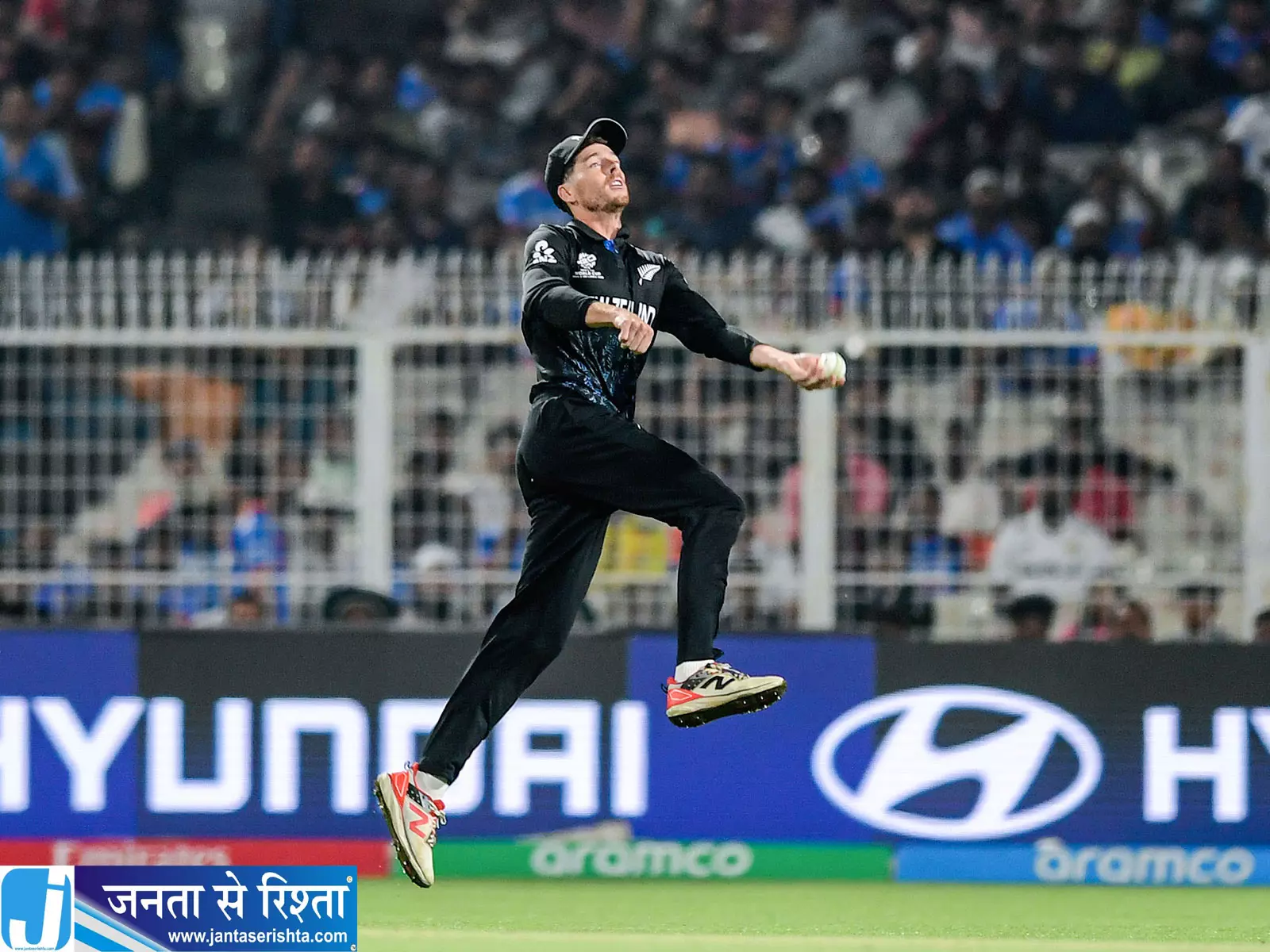 भारत के खिलाफ न्यूजीलैंड ने खोले पत्ते सात तेज गेंदबाजों को टीम में जगह भारत के खिलाफ न्यूजीलैंड ने खोले पत्ते सात तेज गेंदबाजों को टीम में जगह