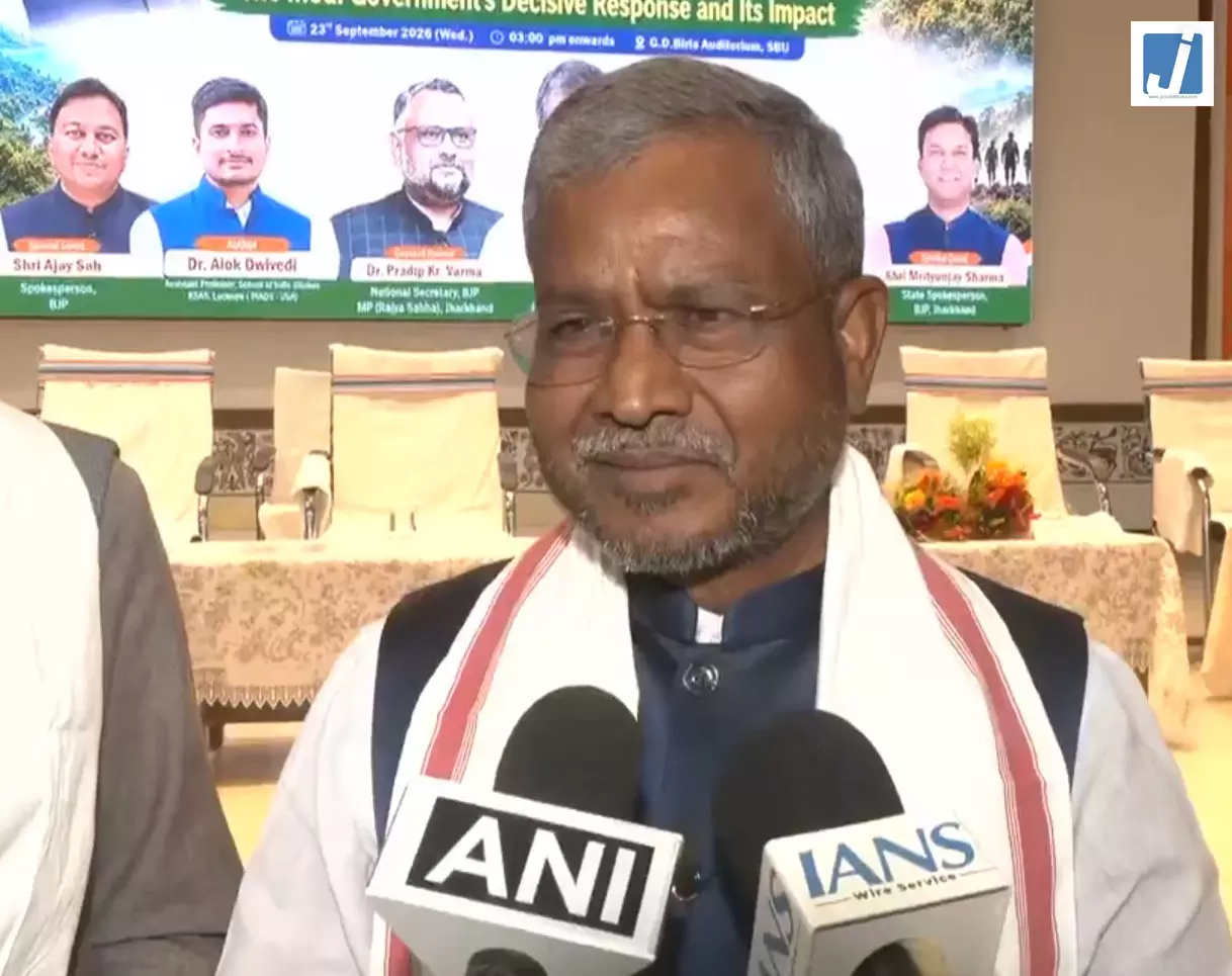 हथियारबंद नक्सल खत्म लेकिन दिमागी नक्सल अब भी मौजूद बाबूलाल मरांडी हथियारबंद नक्सल खत्म लेकिन दिमागी नक्सल अब भी मौजूद बाबूलाल मरांडी