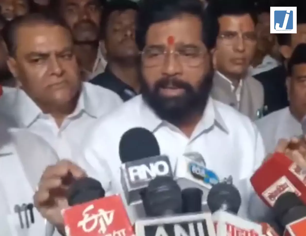 फसल नुकसान का जायजा लेने बुलढाणा पहुंचे एकनाथ शिंदे किसानों को मदद का भरोसा फसल नुकसान का जायजा लेने बुलढाणा पहुंचे एकनाथ शिंदे किसानों को मदद का भरोसा
