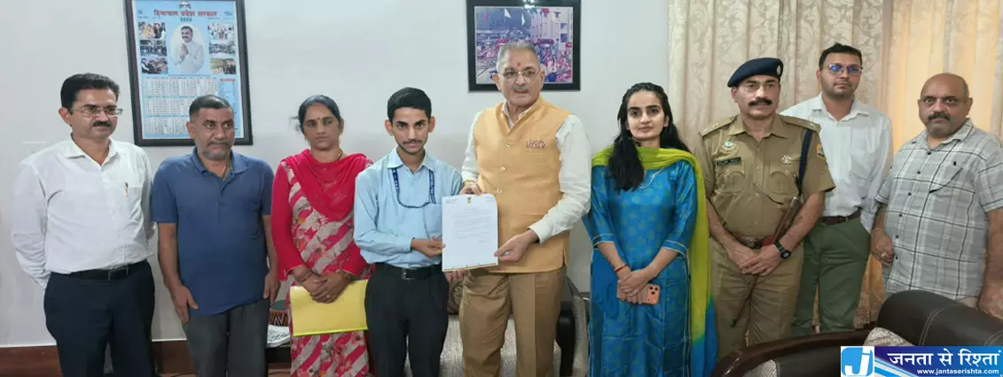 पॉलिटेक्निक छात्र सर्वेश शर्मा की बड़ी उपलब्धि रक्षा मंत्रालय से मिले 3.5 करोड़ पॉलिटेक्निक छात्र सर्वेश शर्मा की बड़ी उपलब्धि रक्षा मंत्रालय से मिले 3.5 करोड़