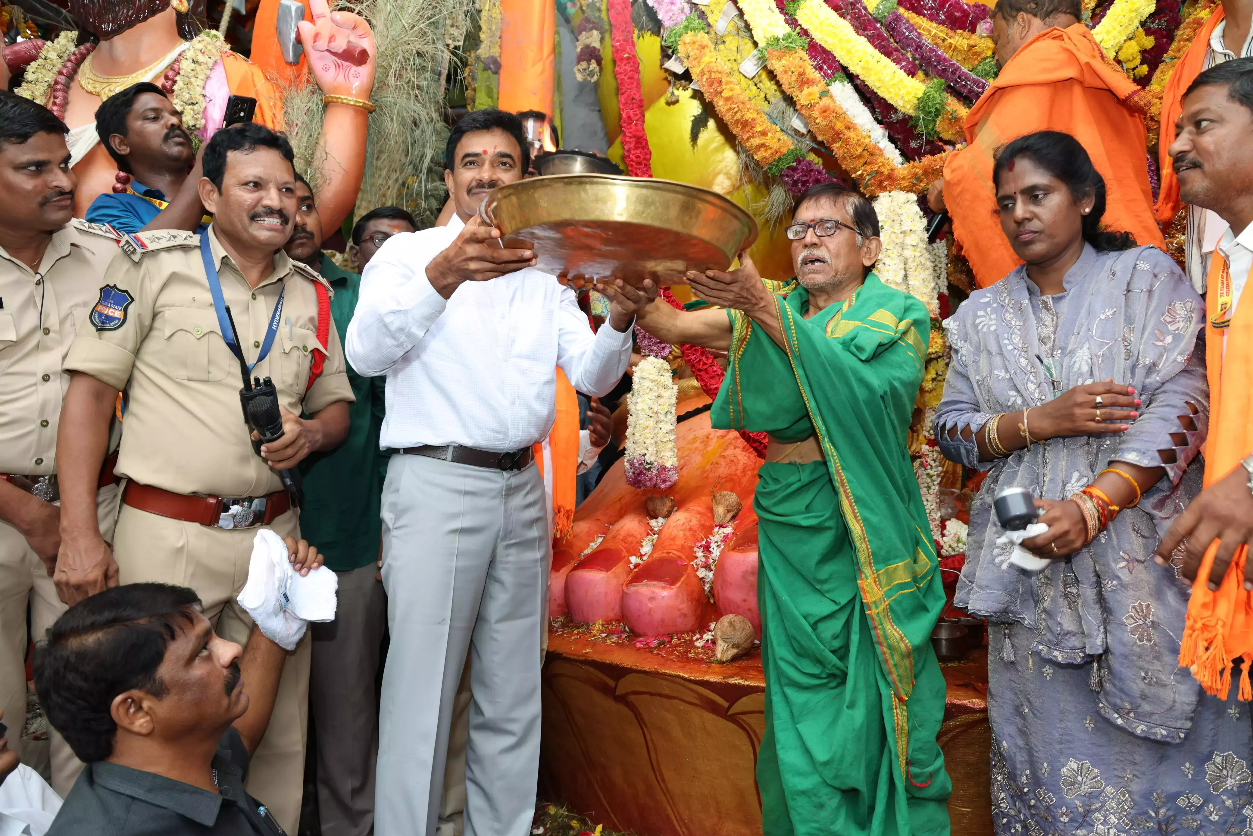 Telangana: खैरताबाद बड़ा गणेश दर्शन शुक्रवार विसर्जन से पहले आधी रात को समाप्त होगा Telangana: खैरताबाद बड़ा गणेश दर्शन शुक्रवार विसर्जन से पहले आधी रात को समाप्त होगा
