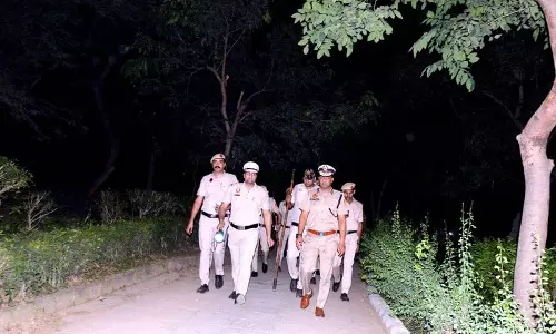 LSR कॉलेज पहुंचे दिल्ली पुलिस कमिश्नर