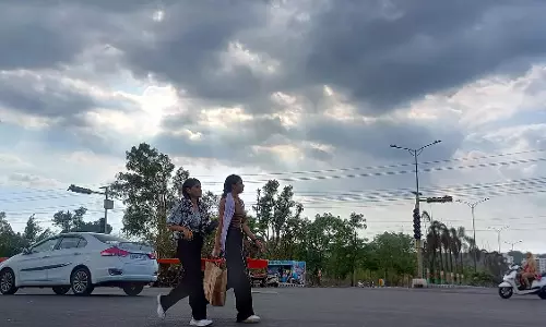 10 जिलों में भारी बारिश का अलर्ट; 25-26 सितंबर को ज्यादा असर 10 जिलों में भारी बारिश का अलर्ट; 25-26 सितंबर को ज्यादा असर