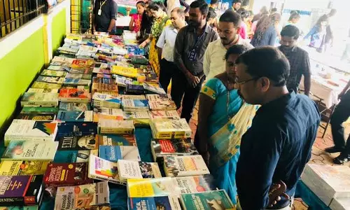 राजकीय महाविद्यालय धर्मशाला में पुस्तक प्रेमियों के लिए प्रदर्शनी राजकीय महाविद्यालय धर्मशाला में पुस्तक प्रेमियों के लिए प्रदर्शनी