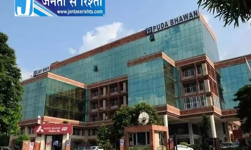 मोहाली में ED टीम का AAP ने किया घेराव मोहाली में ED टीम का AAP ने किया घेराव