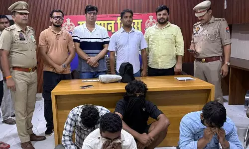 आगरा में लिंग परीक्षण रैकेट का भंडाफोड़ आगरा में लिंग परीक्षण रैकेट का भंडाफोड़