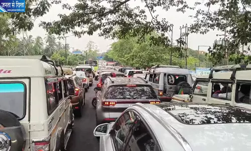 भुवनेश्वर में सबसे ज्यादा ट्रैफिक नियमों का उल्लंघन, ढाई साल में 13,844 चालान भुवनेश्वर में सबसे ज्यादा ट्रैफिक नियमों का उल्लंघन, ढाई साल में 13,844 चालान