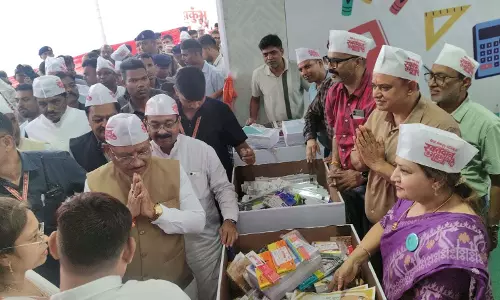 स्टेशनरी दान से बच्चों की पढ़ाई को मिलेगा संबल, 118 नागरिकों ने बढ़ाया सहयोग का हाथ स्टेशनरी दान से बच्चों की पढ़ाई को मिलेगा संबल, 118 नागरिकों ने बढ़ाया सहयोग का हाथ