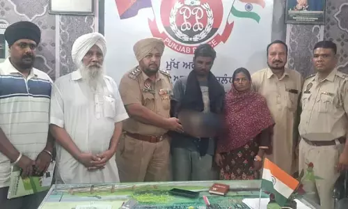 नवजात को बेचने की सूचना पर रेलवे स्टेशन पहुंची पुलिस, जांच में बच्ची निकली व्यक्ति की बेटी