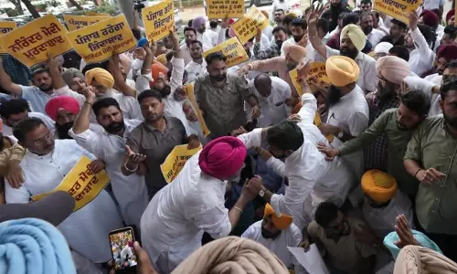 पंजाब में ईडी छापों को लेकर आप का विरोध